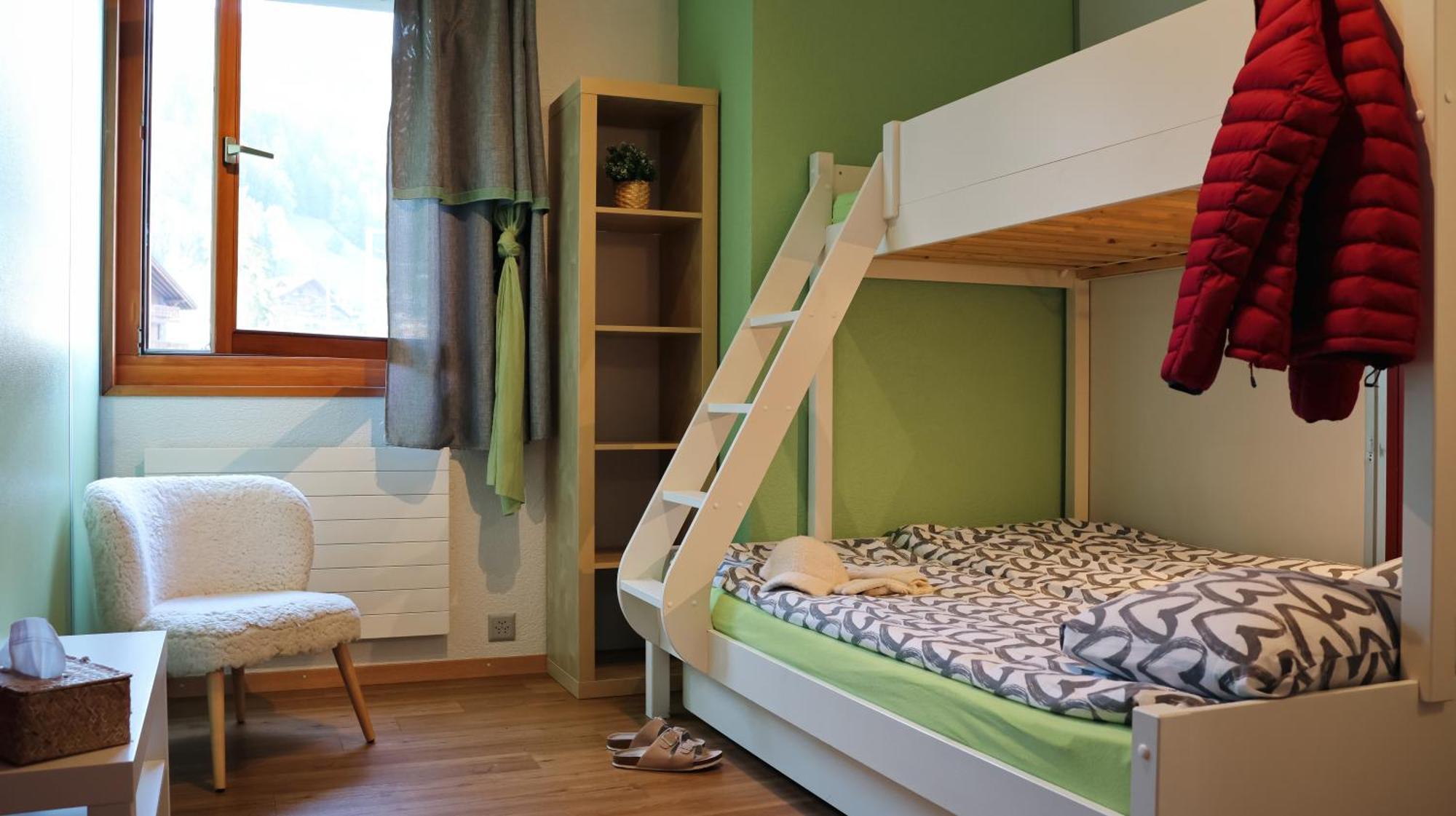 Backpacker Le Petit Baroudeur Hostel Champéry Buitenkant foto