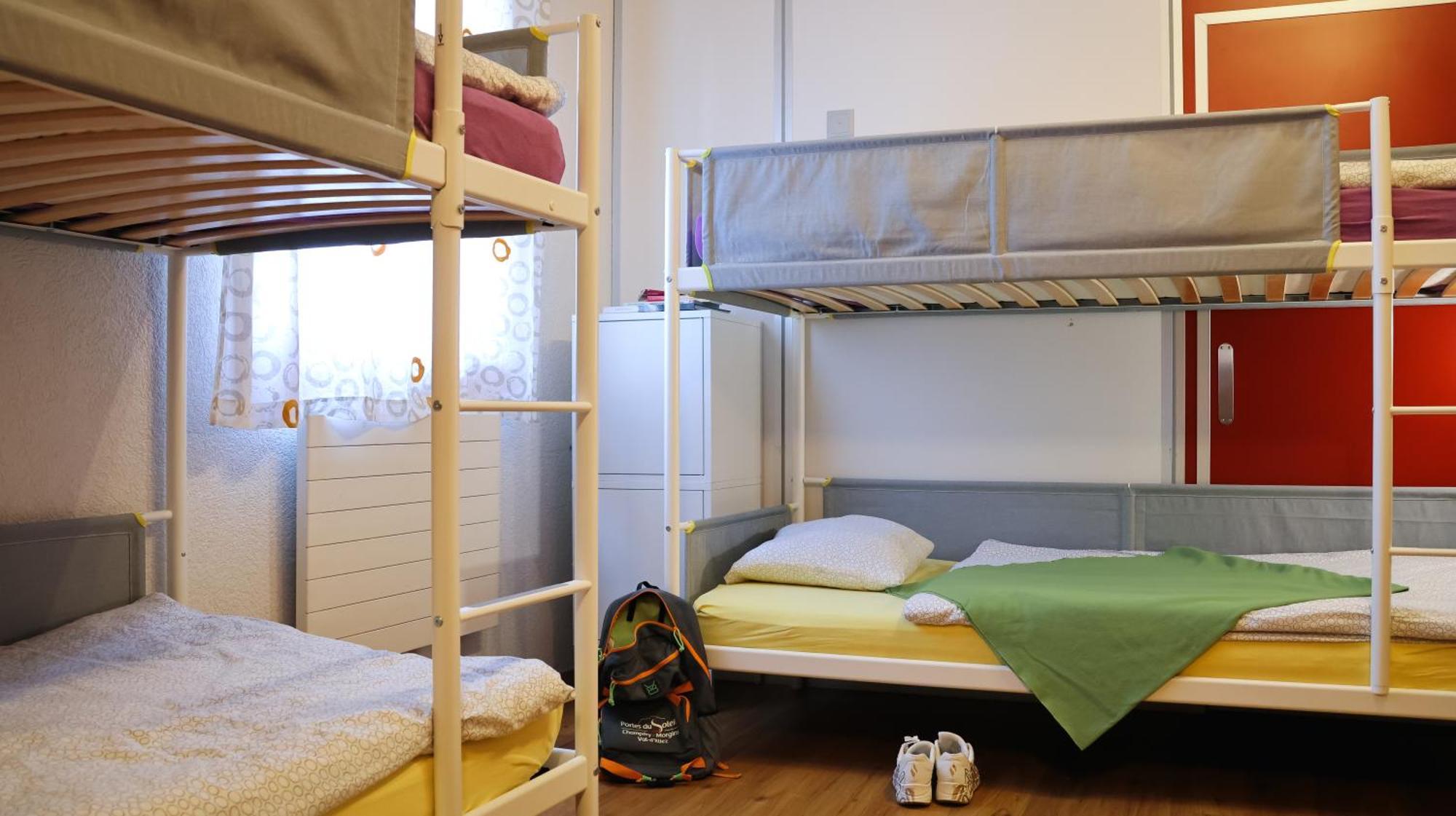 Backpacker Le Petit Baroudeur Hostel Champéry Buitenkant foto
